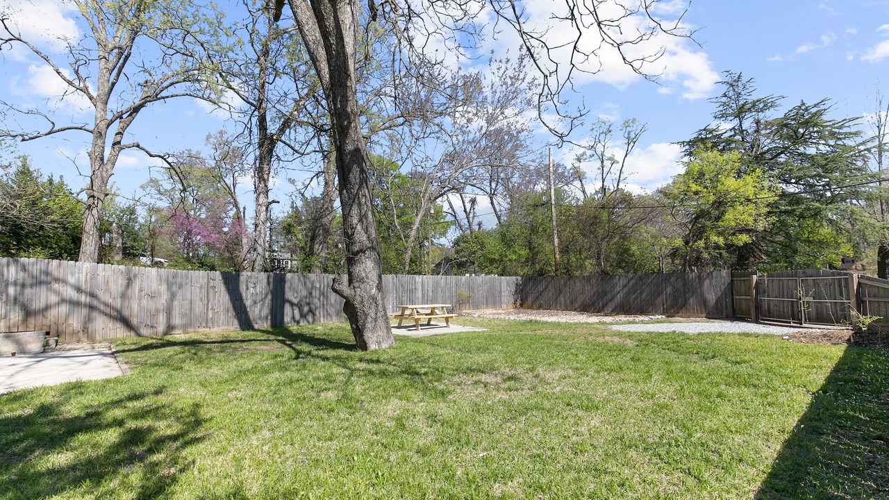 Photo of Bedroom in Crestline Heights