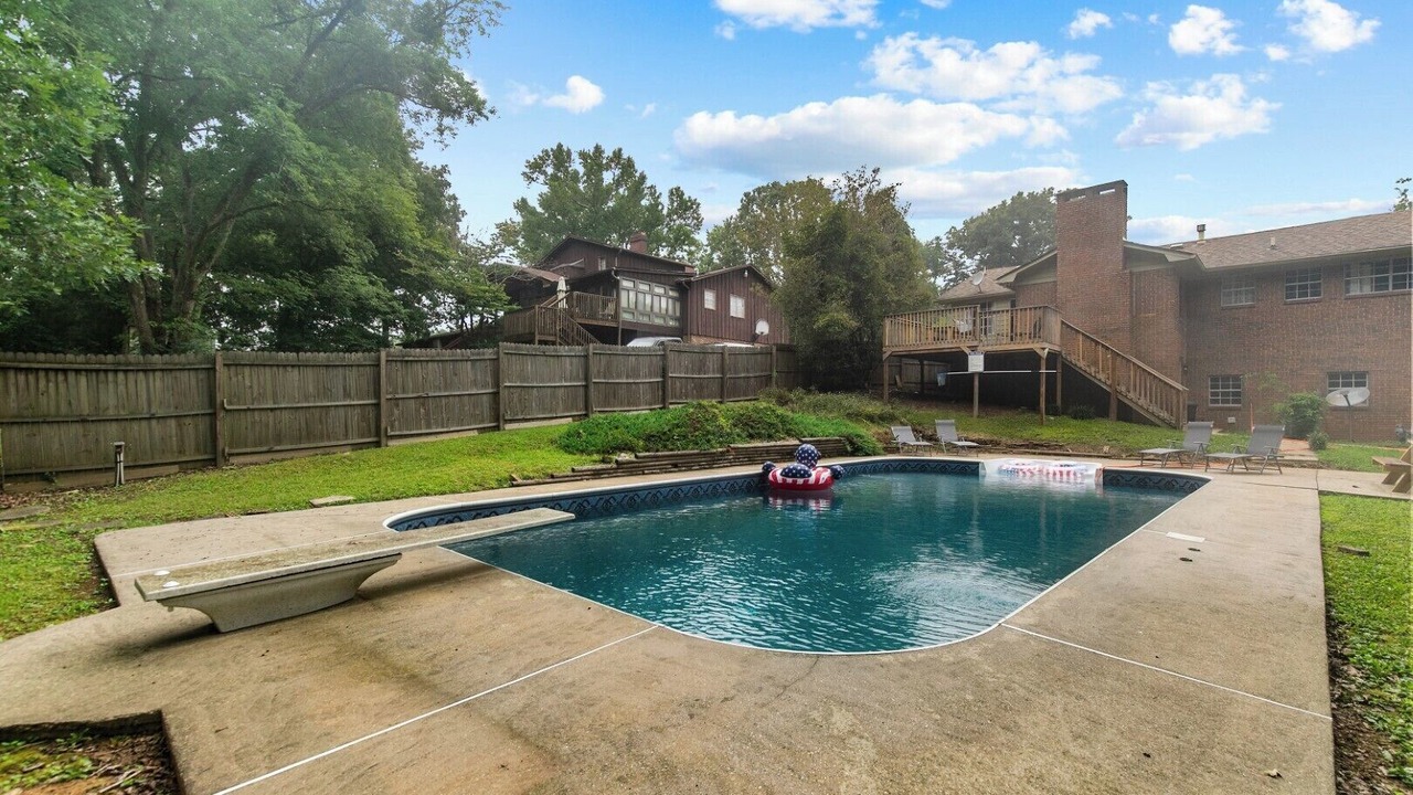 Photo of Outdoor in Forestdale