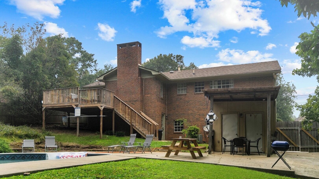 Photo of Outdoor in Forestdale