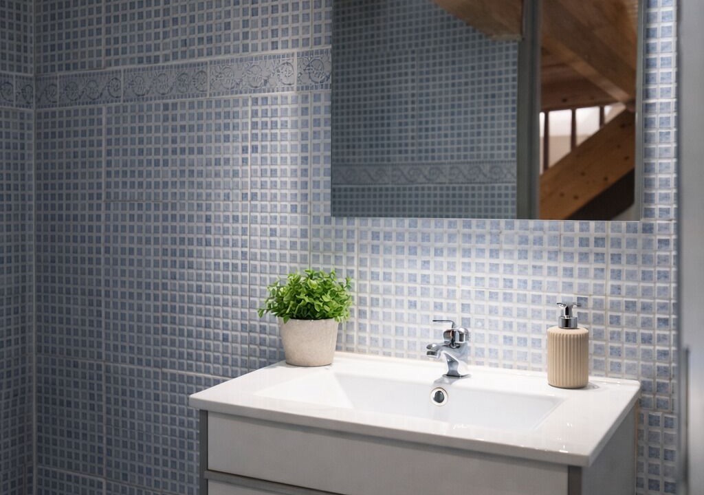 Photo of Bathroom in Saint-Montan