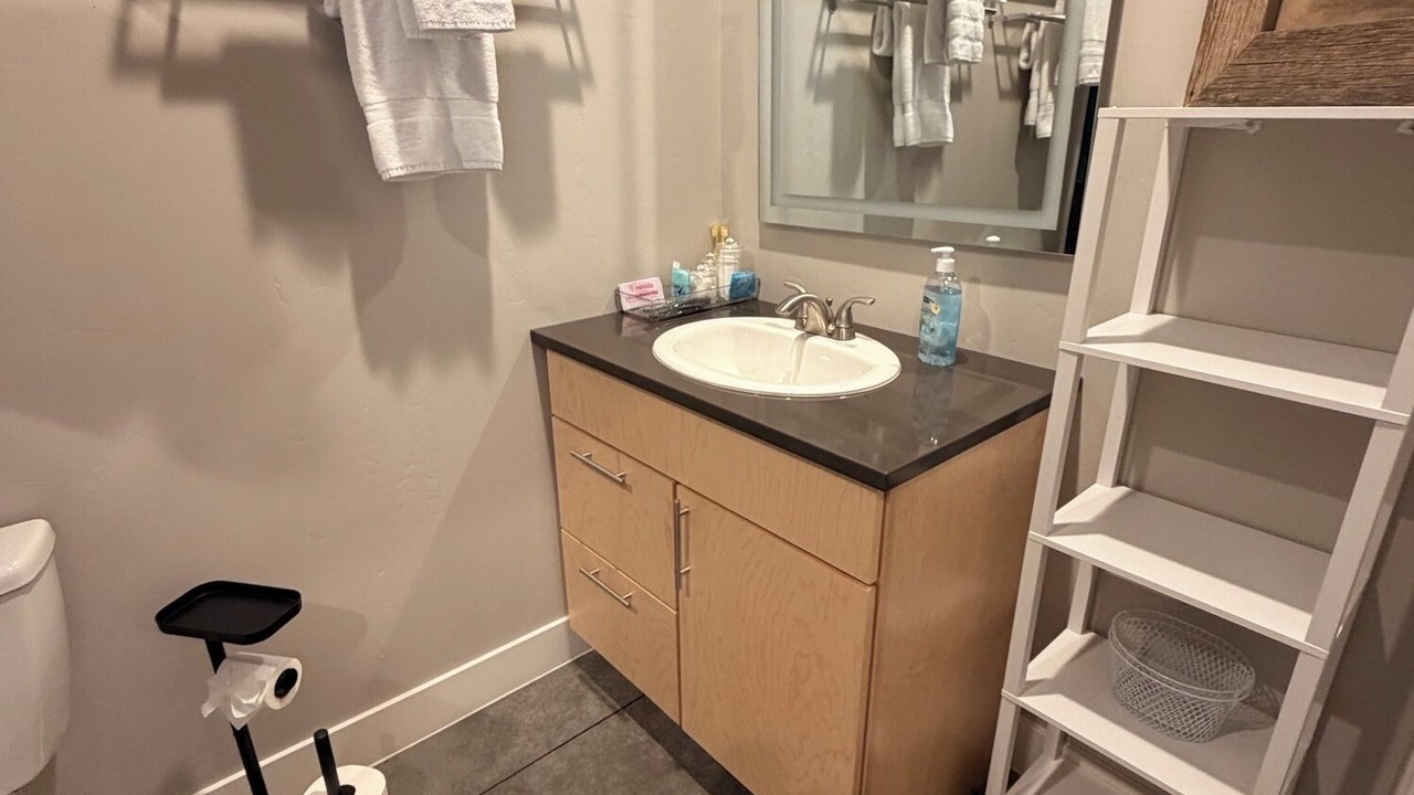 Photo of Bathroom in Delta