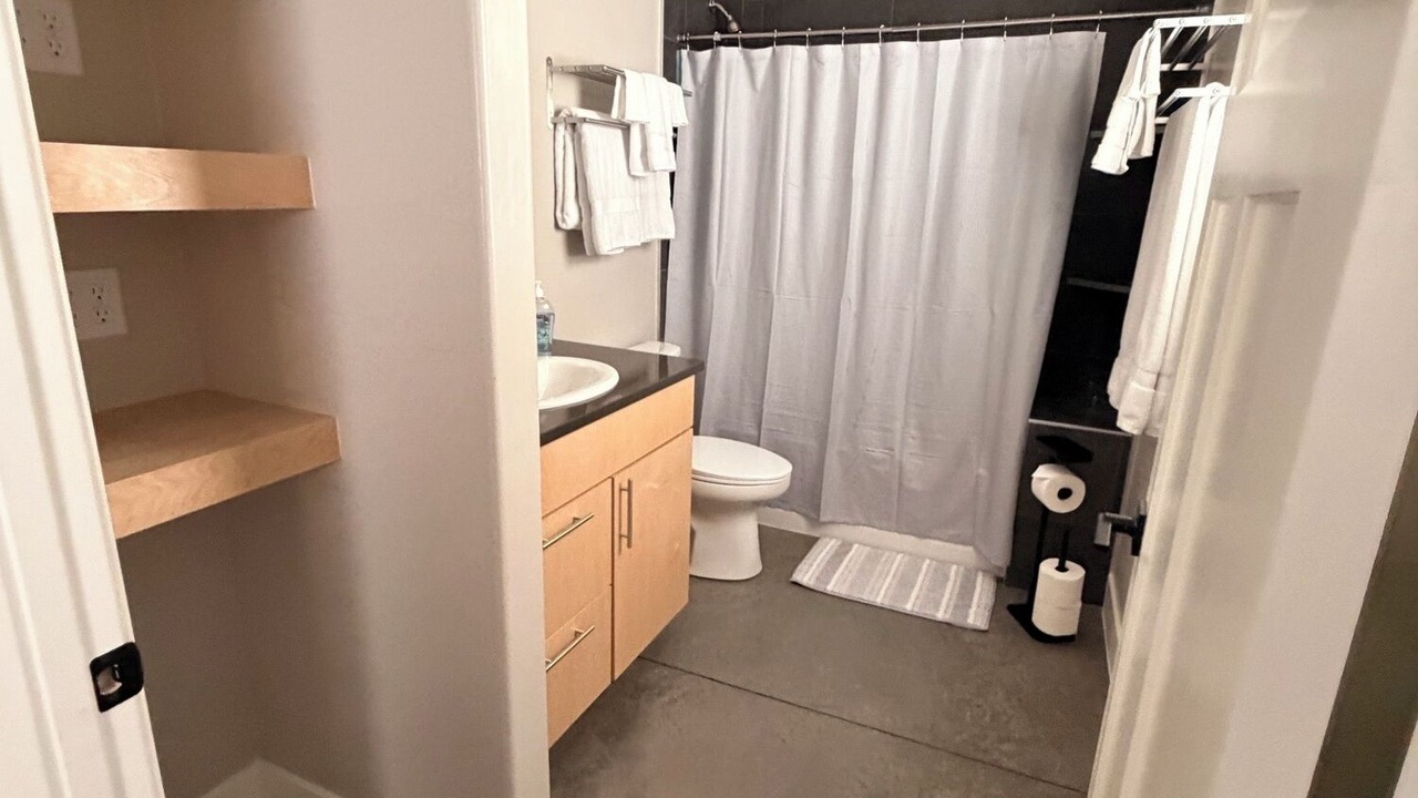 Photo of Bathroom in Delta