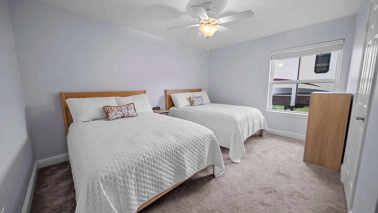 Photo of Bedroom in Coffee City