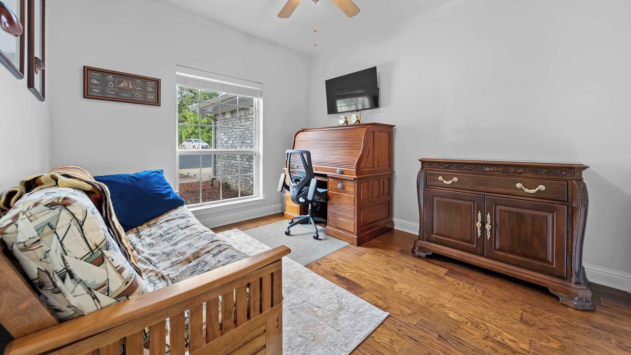 Photo of Bedroom in Coffee City