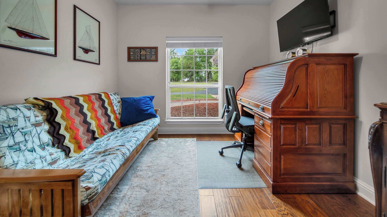 Photo of Livingroom in Coffee City
