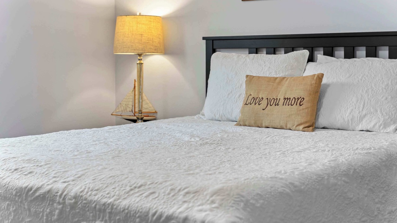 Photo of Bedroom in Coffee City