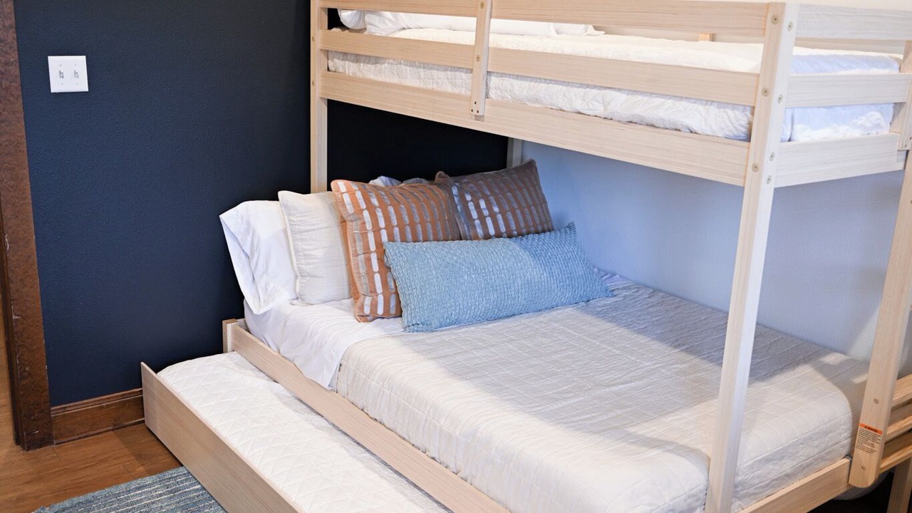 Photo of Bedroom in Lexington