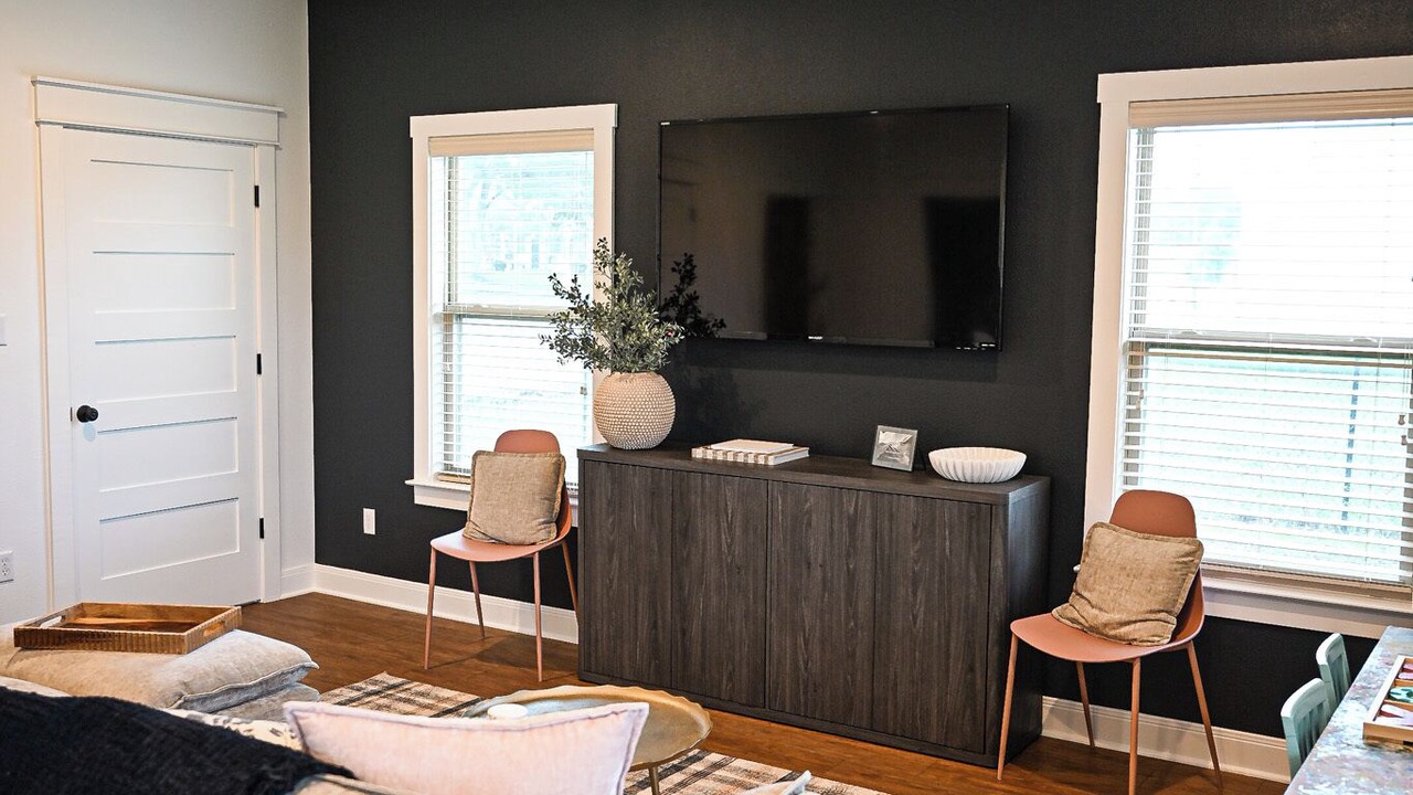 Photo of Livingroom in Lexington