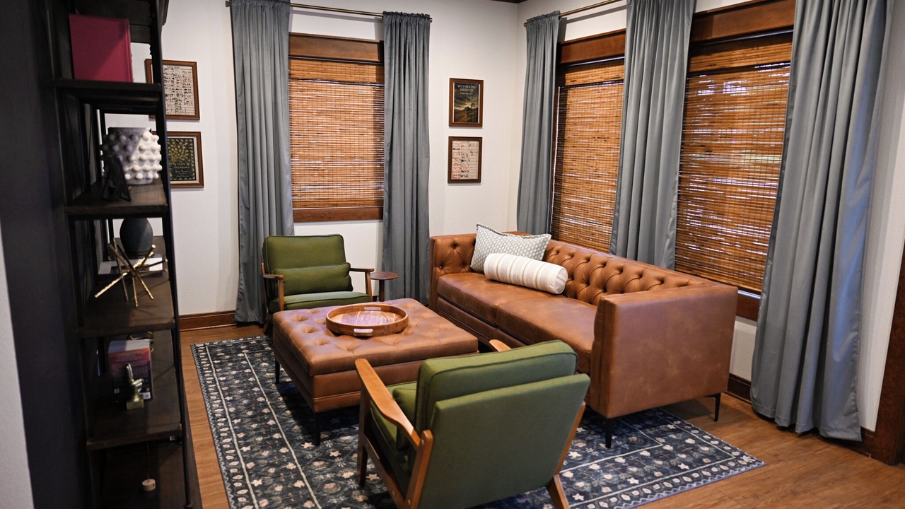 Photo of Livingroom in Lexington