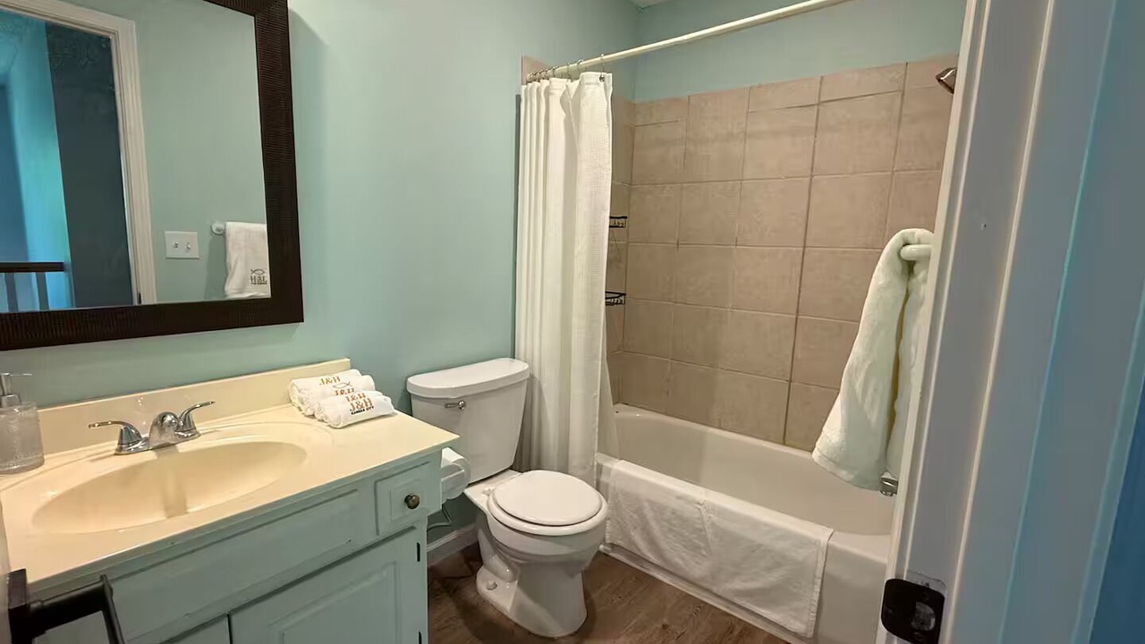 Photo of Bathroom in Overland Park