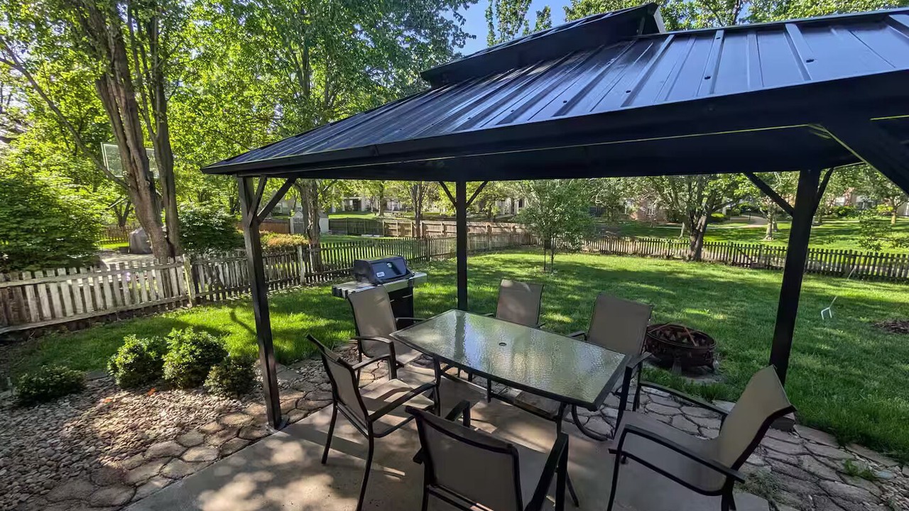 Photo of Outdoor in Overland Park
