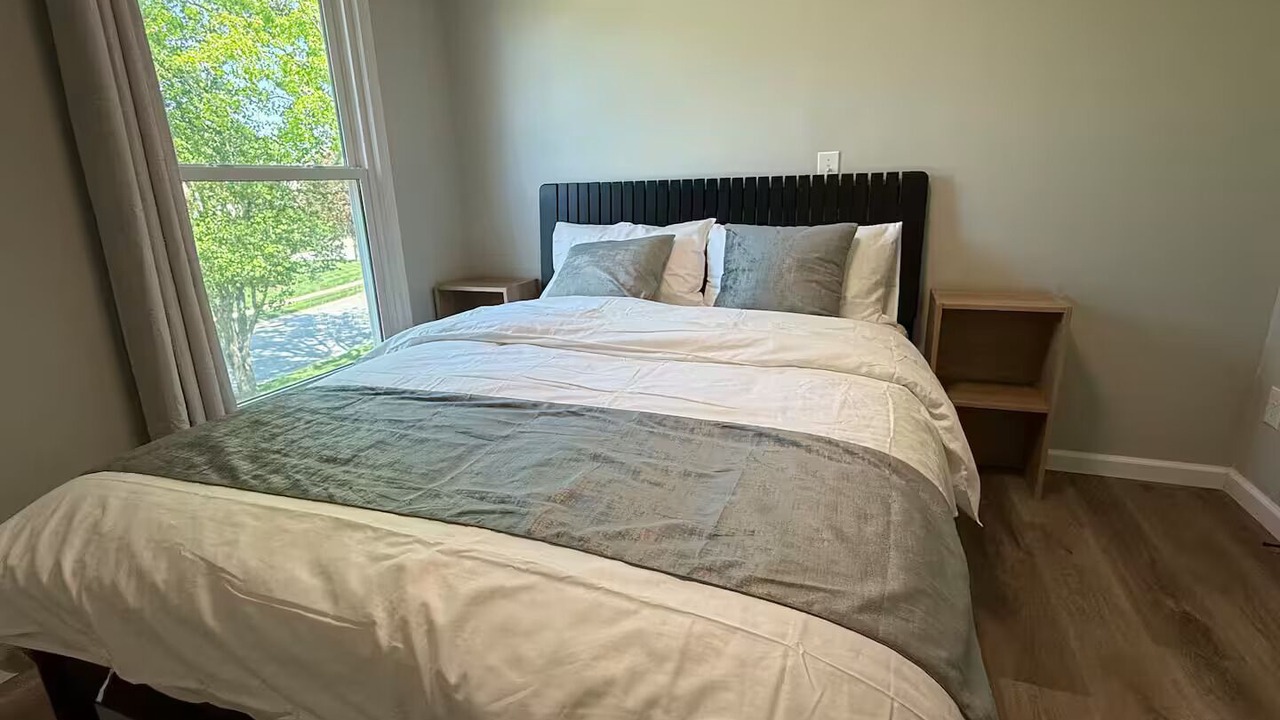 Photo of Bedroom in Overland Park