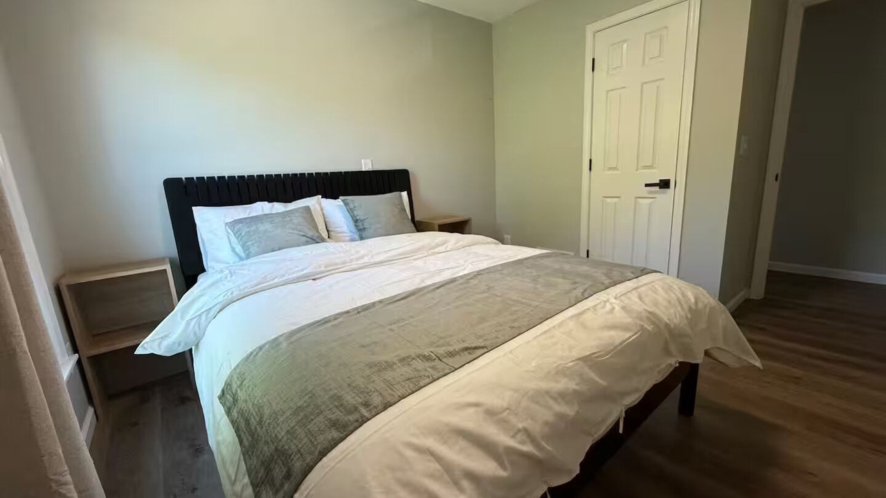 Photo of Bedroom in Overland Park