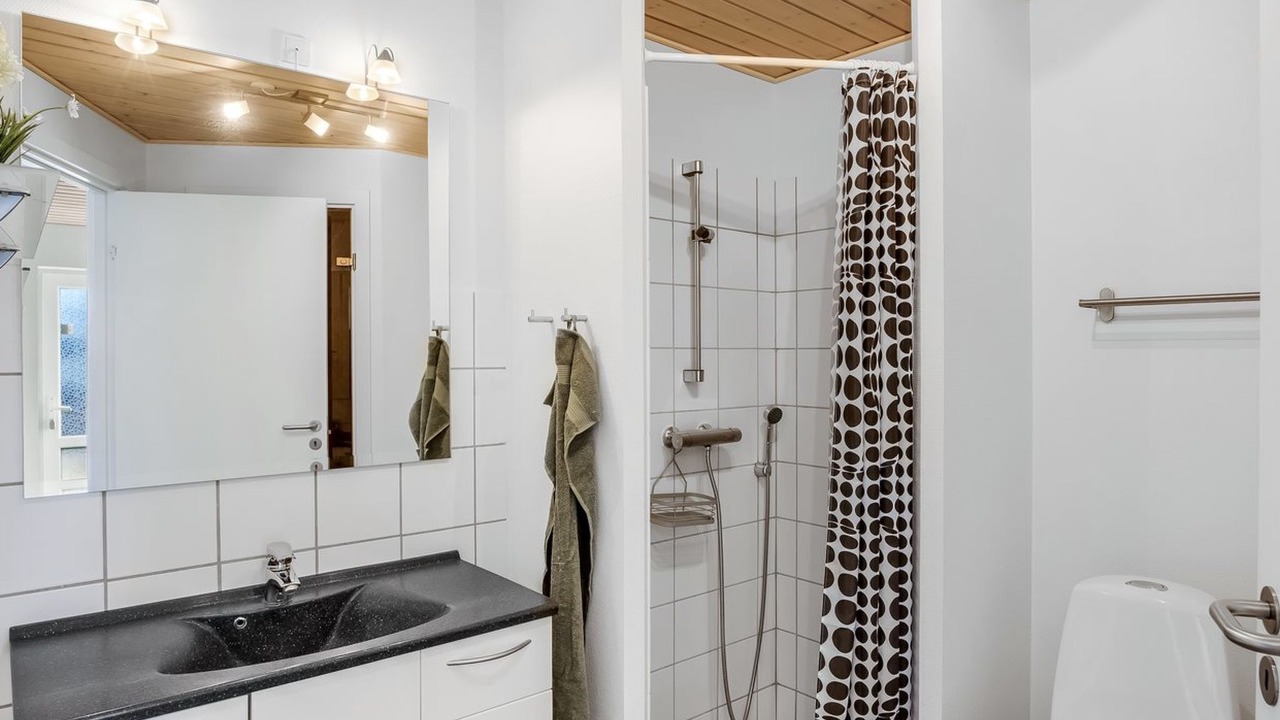Photo of Bathroom in Lokken