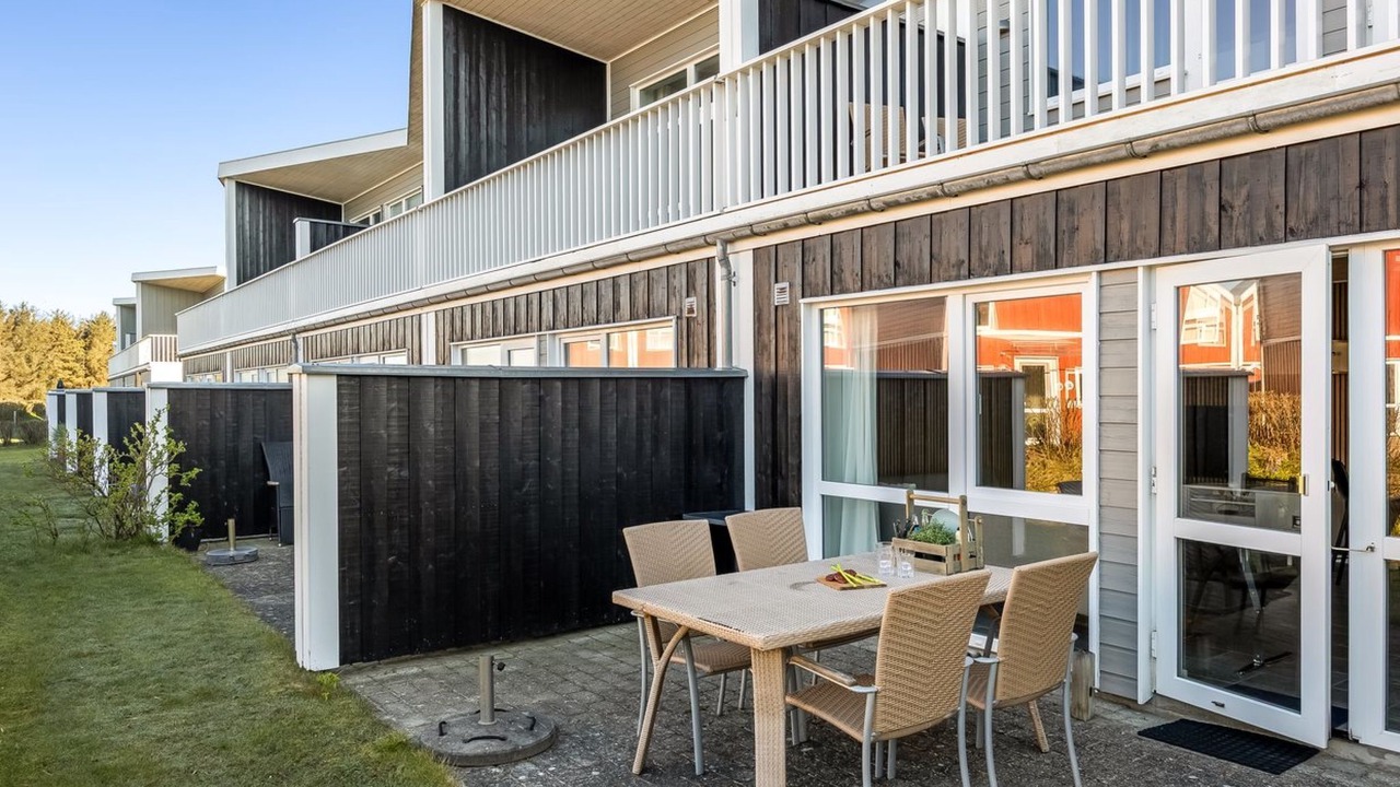 Photo of Others in Lokken