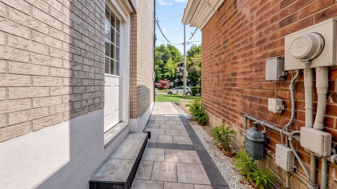 Photo of Outdoor in Woodbine Gardens
