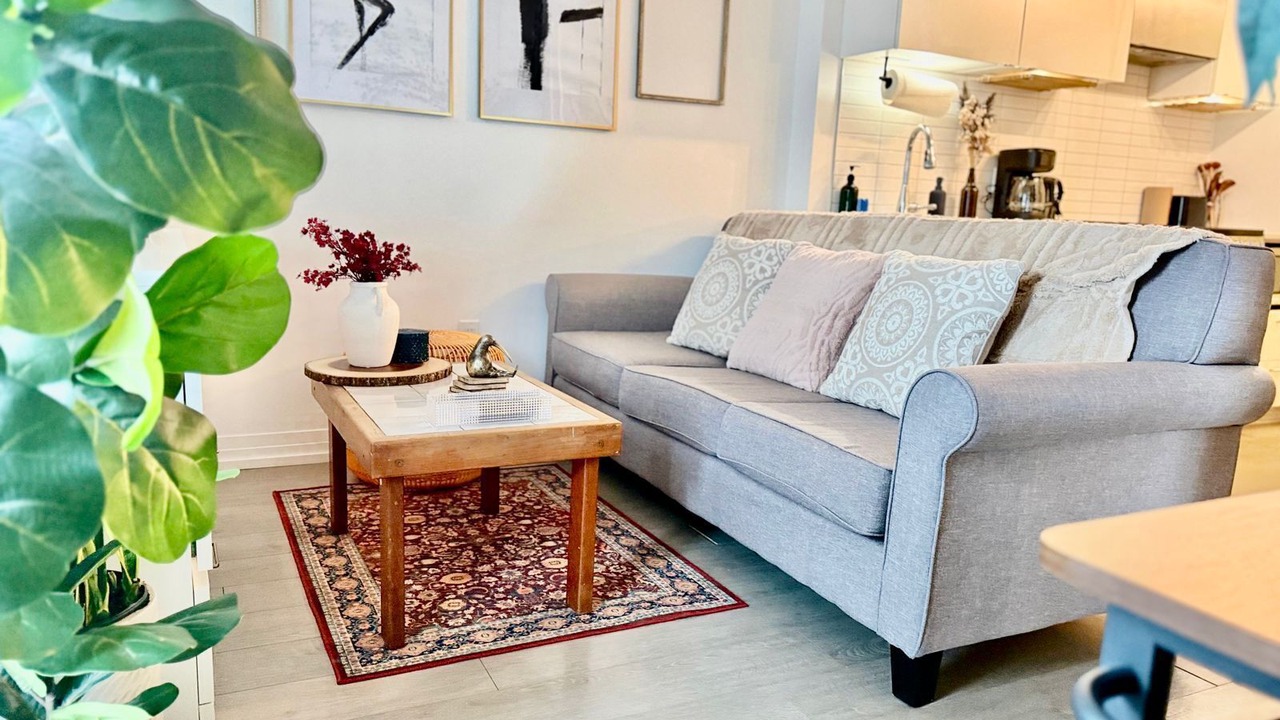Photo of Livingroom in Downtown Toronto