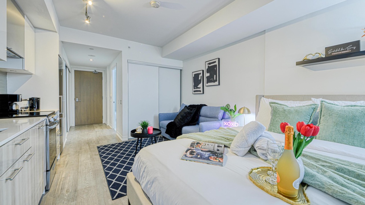 Photo of Bedroom in Church and Wellesley