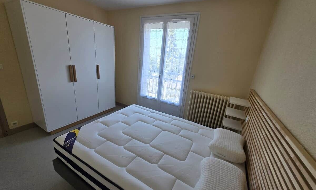 Photo of Bedroom in Mauriac
