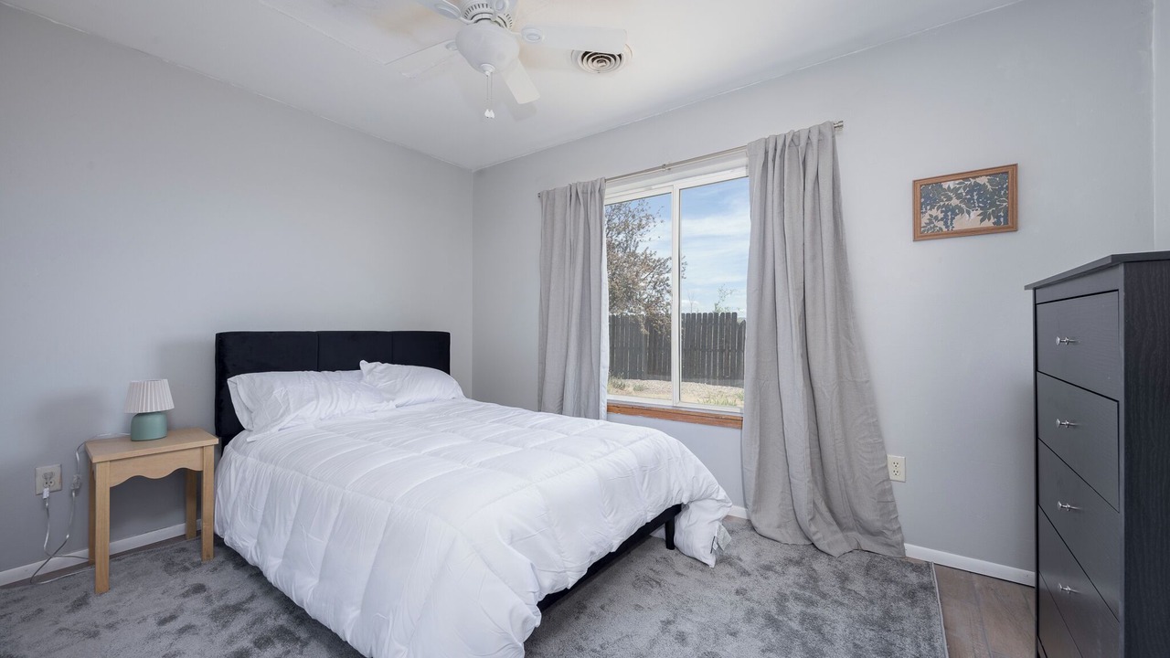 Photo of Bedroom in Aztec