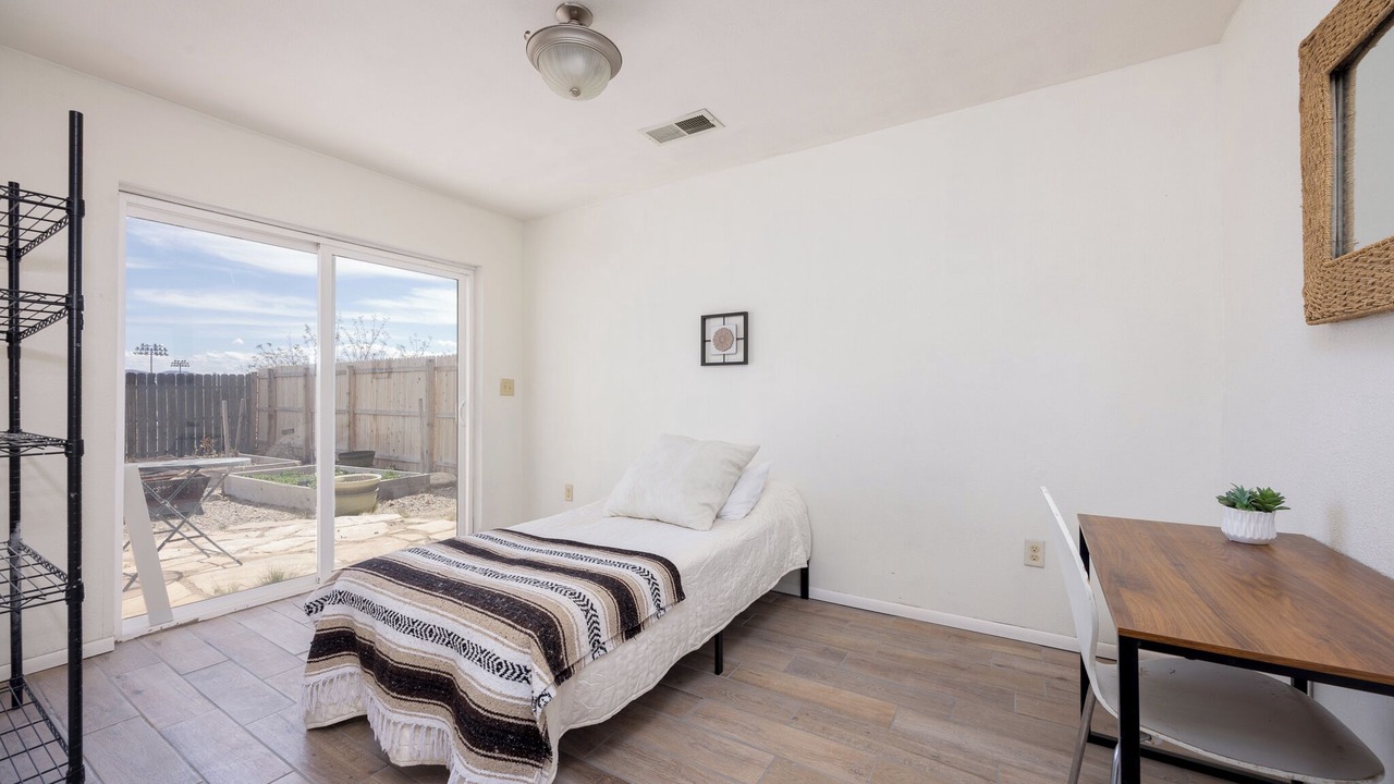 Photo of Bedroom in Aztec