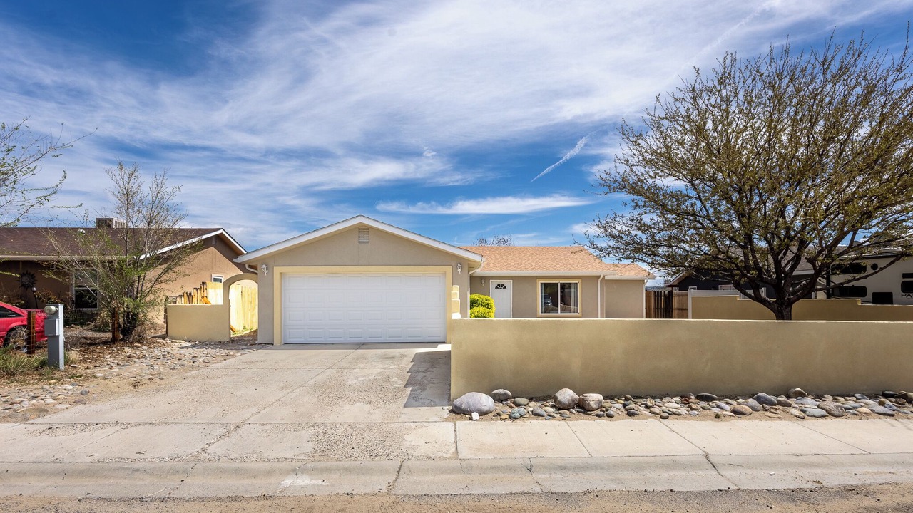 Photo of Outdoor in Aztec