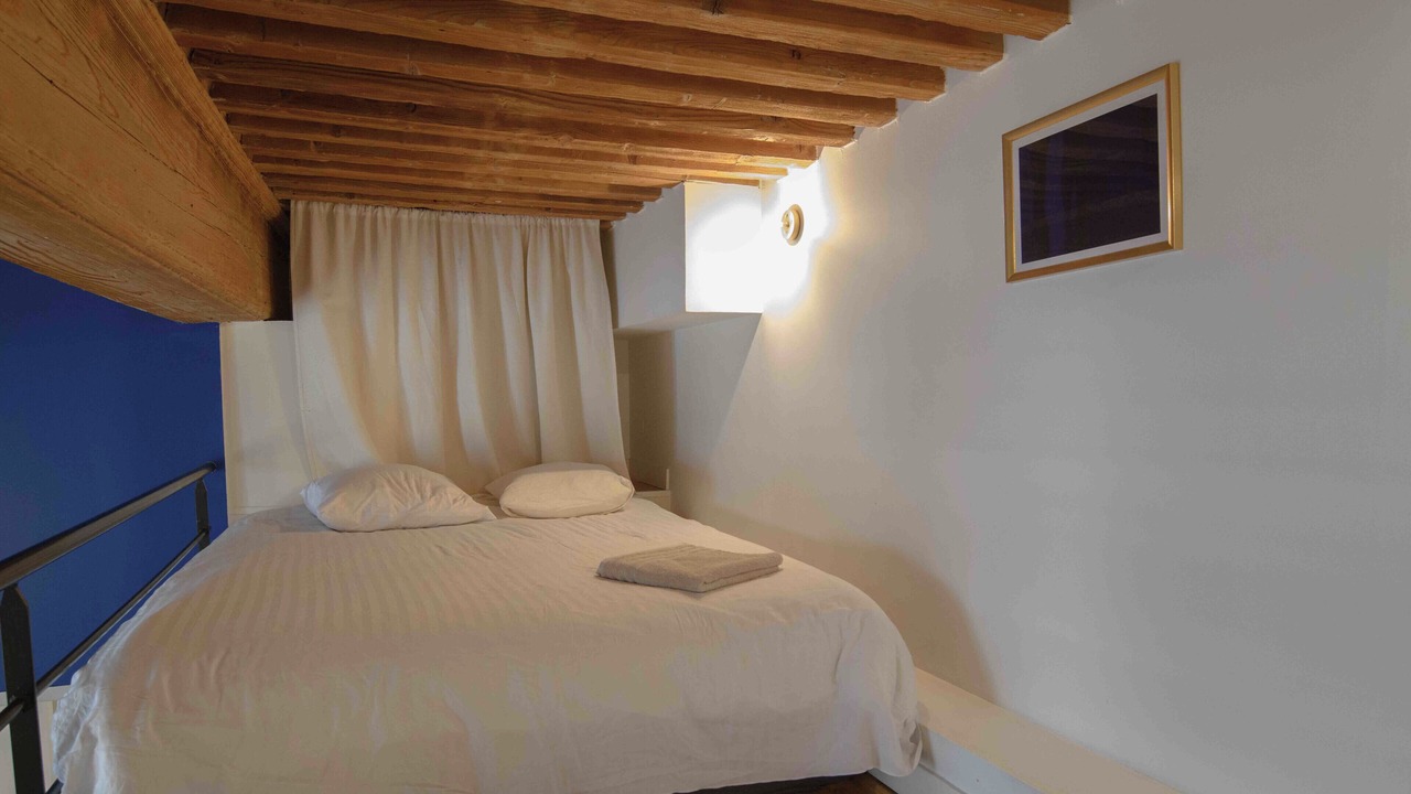 Photo of Bedroom in Griffon - Royale