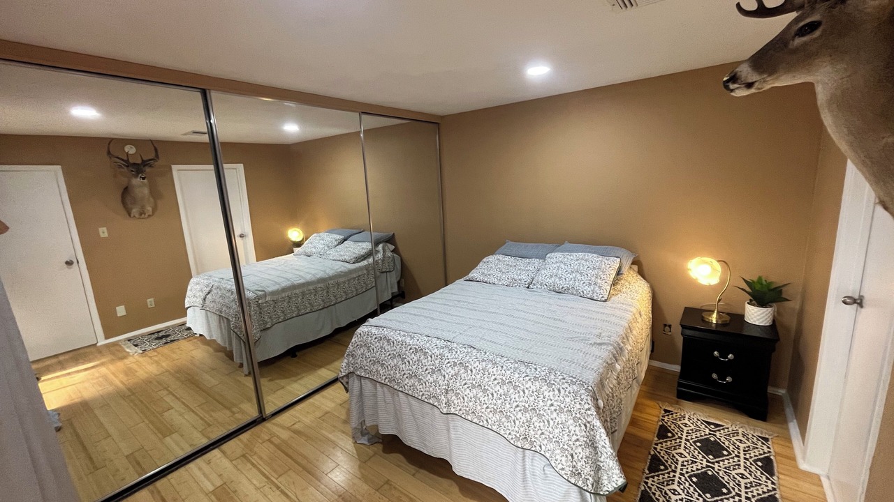 Photo of Bedroom in Lake Jackson