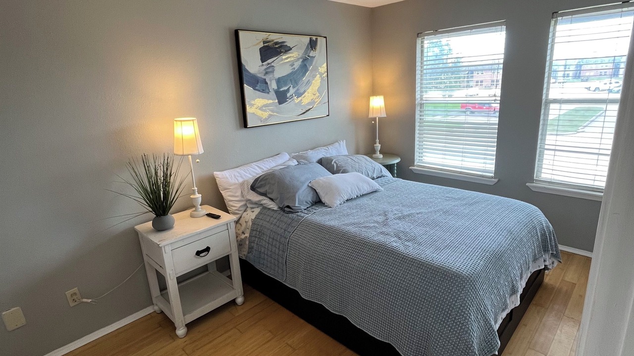 Photo of Bedroom in Lake Jackson