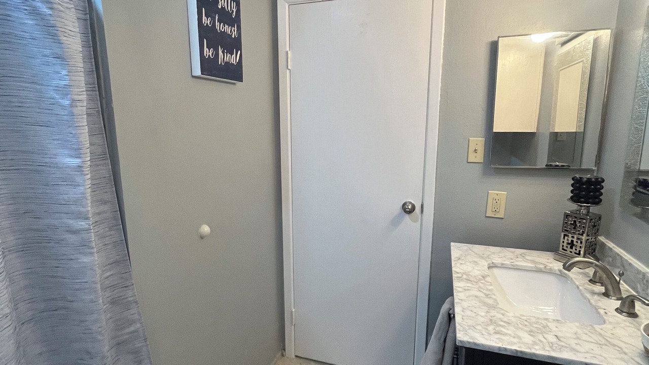 Photo of Bathroom in Lake Jackson