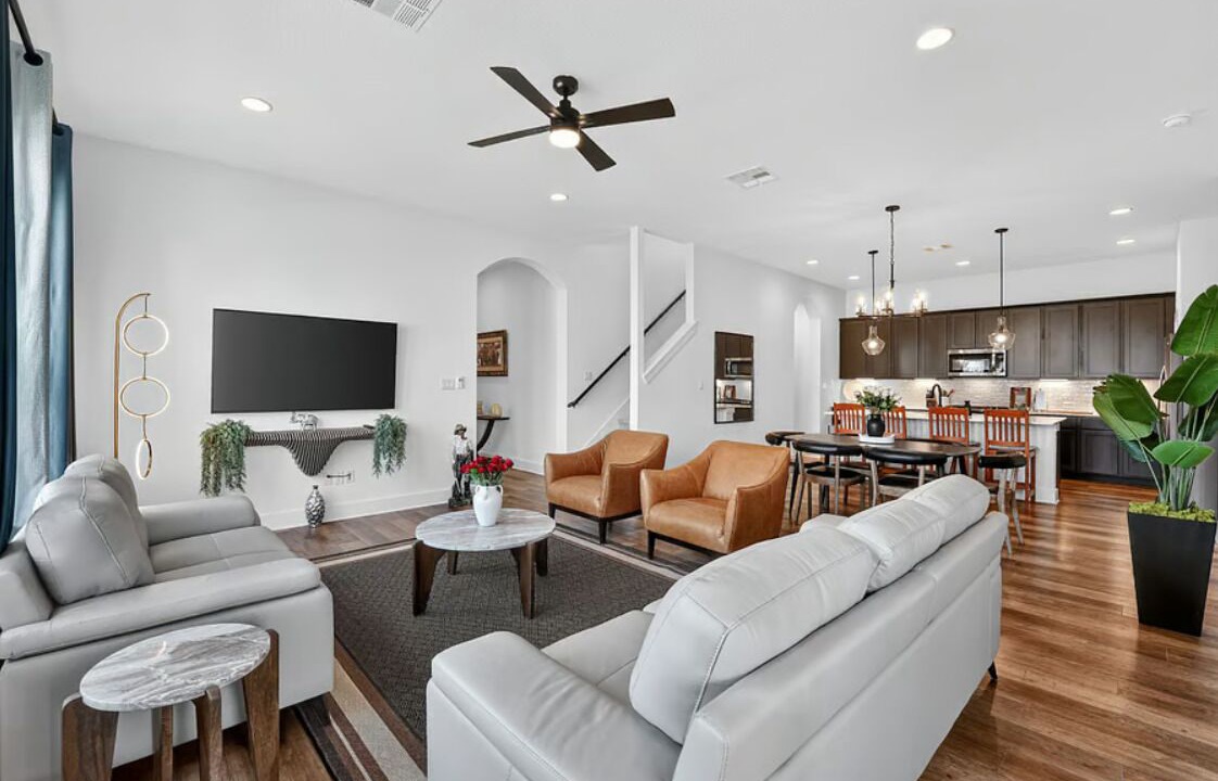 Photo of Livingroom in Hutto