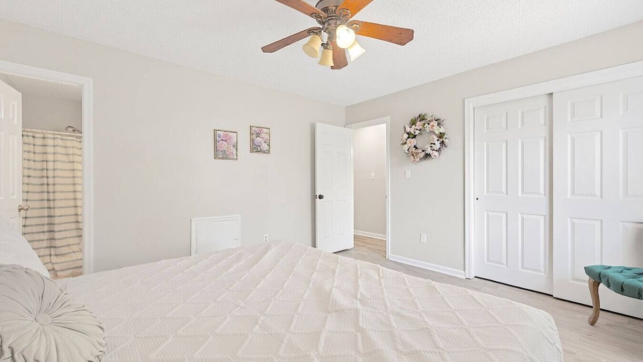 Photo of Bedroom in Norfolk - Virginia Beach
