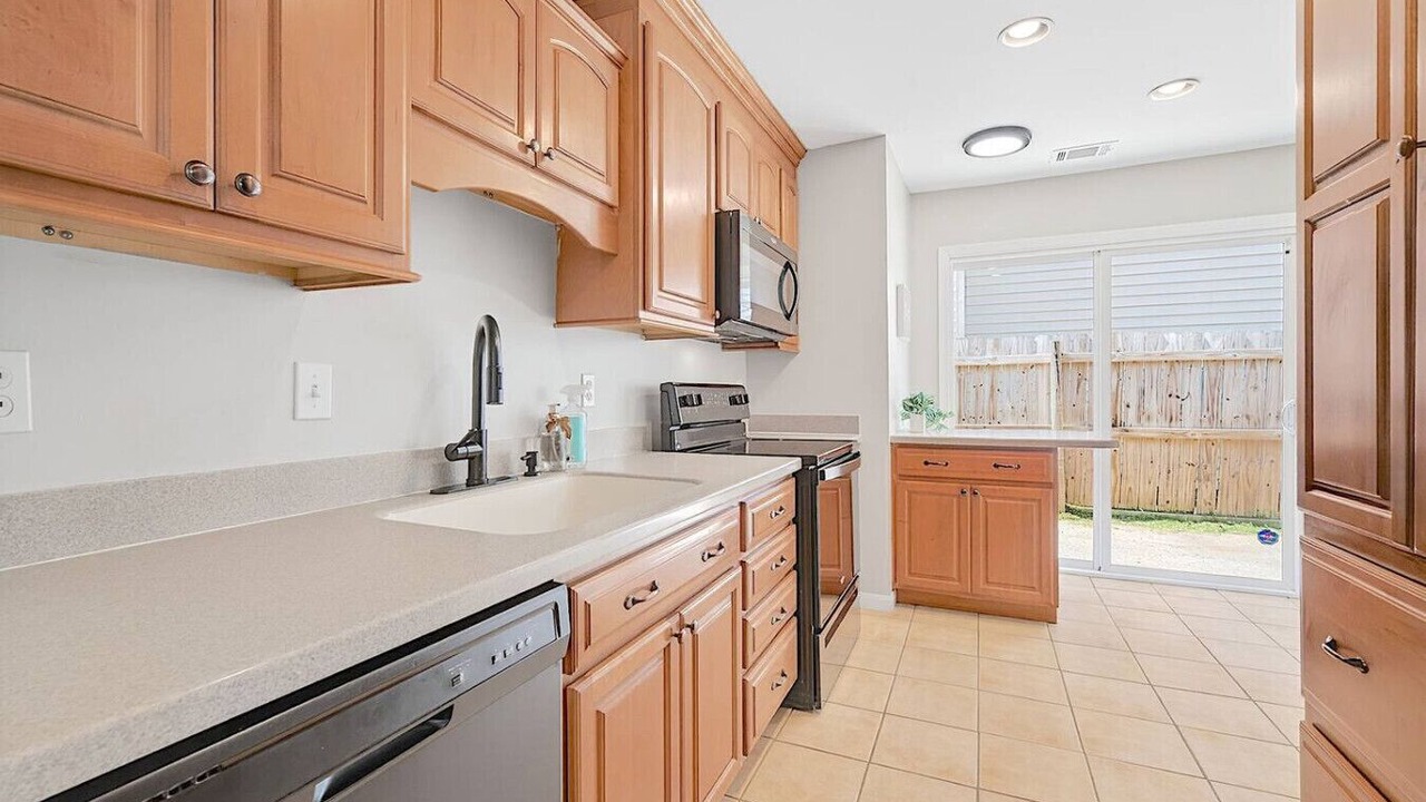 Photo of Kitchen in Norfolk - Virginia Beach