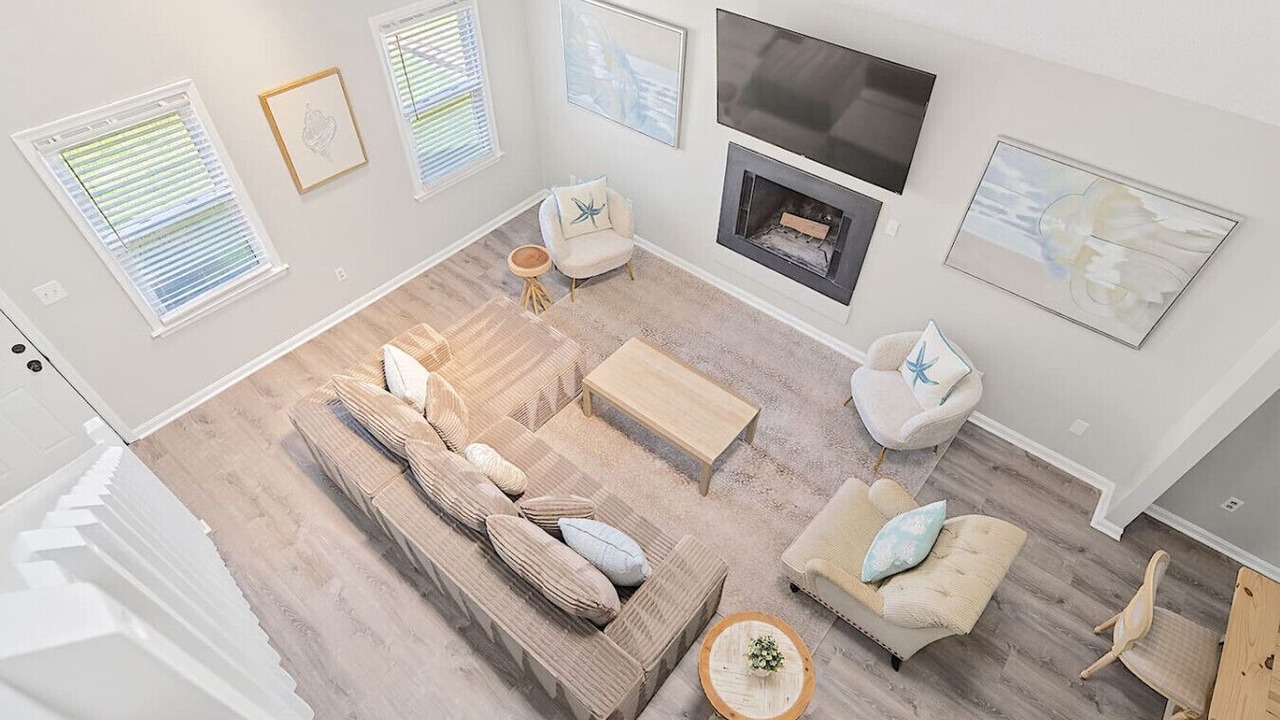 Photo of Livingroom in Norfolk - Virginia Beach