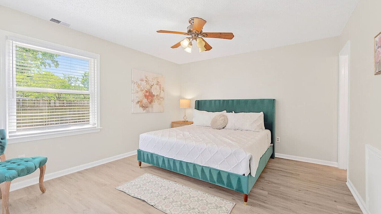 Photo of Bedroom in Norfolk - Virginia Beach