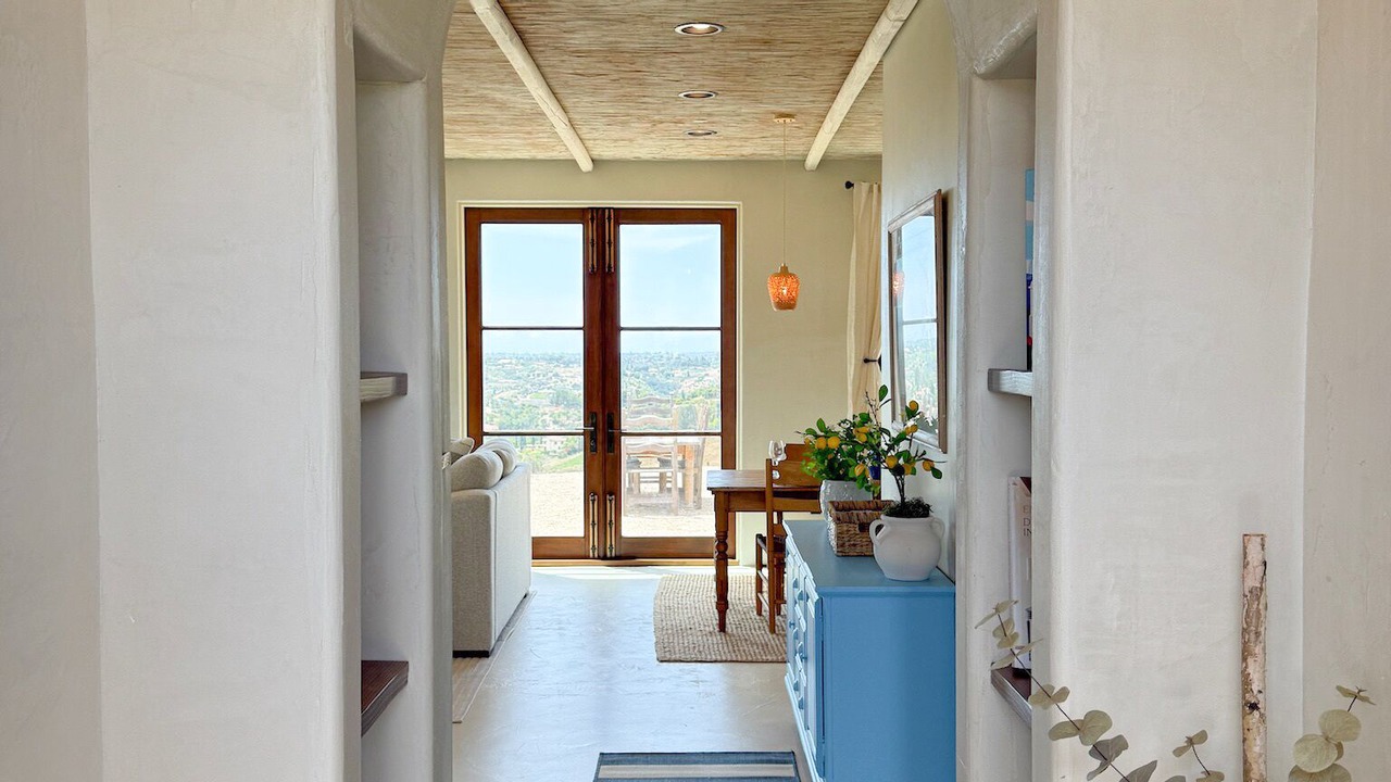 Photo of Livingroom in Fallbrook