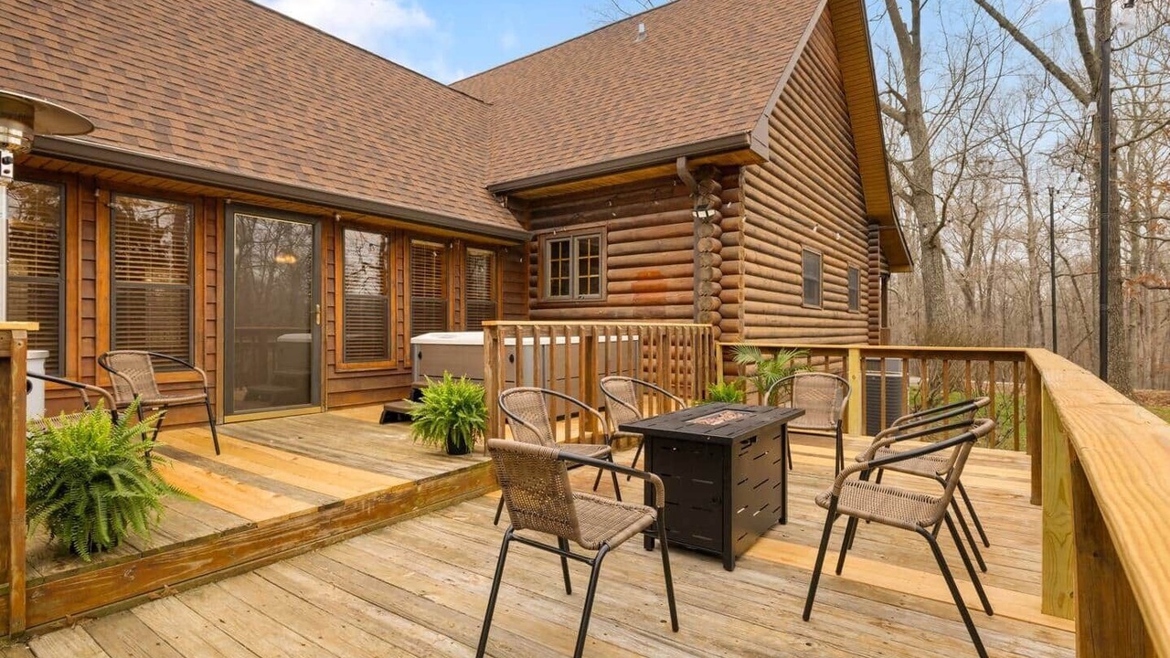 Photo of Outdoor in Benton