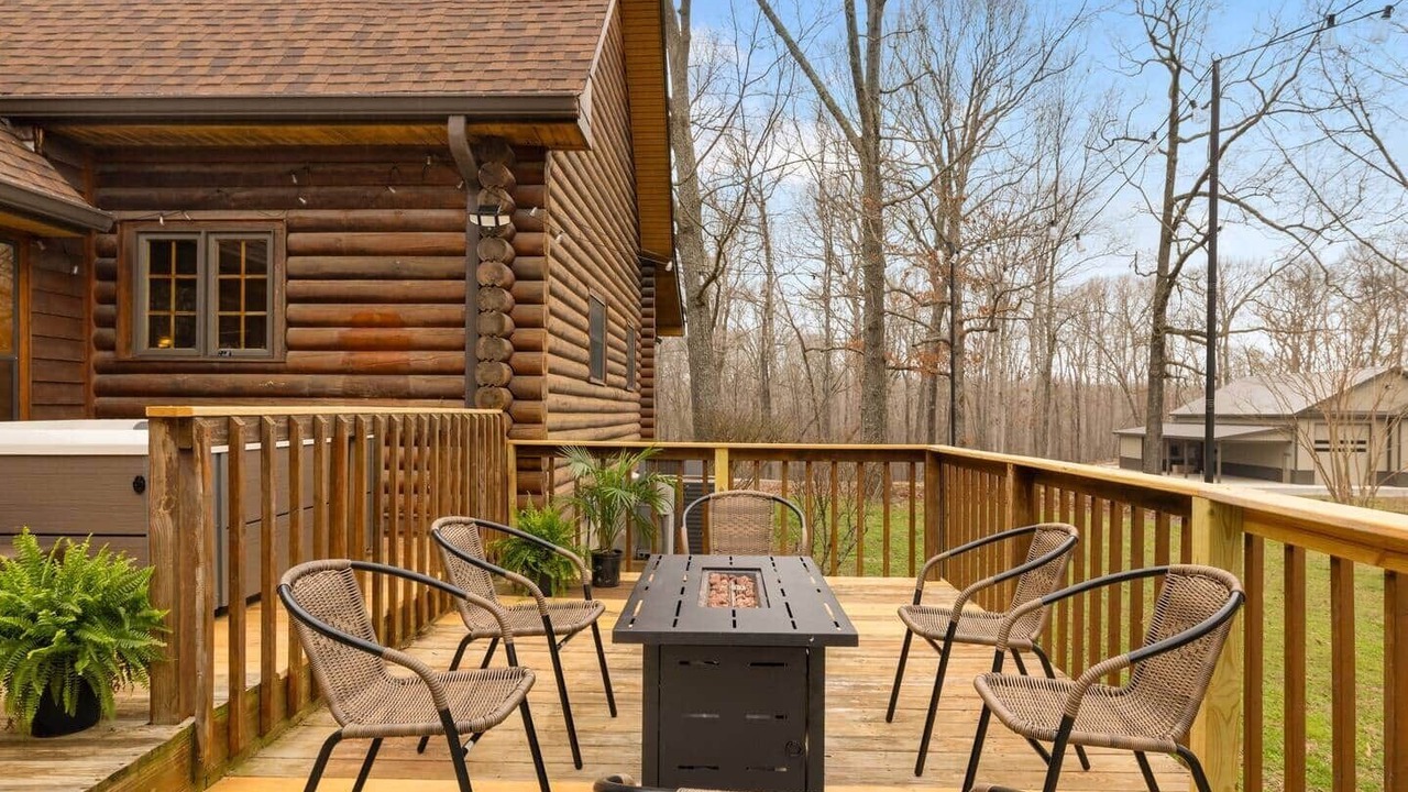 Photo of Outdoor in Benton