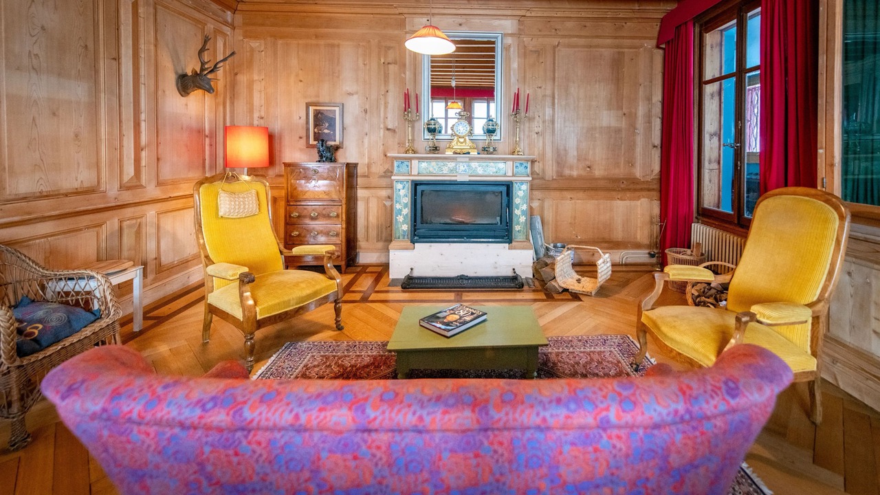 Photo of Livingroom in Bullet