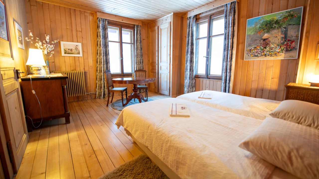 Photo of Bedroom in Bullet