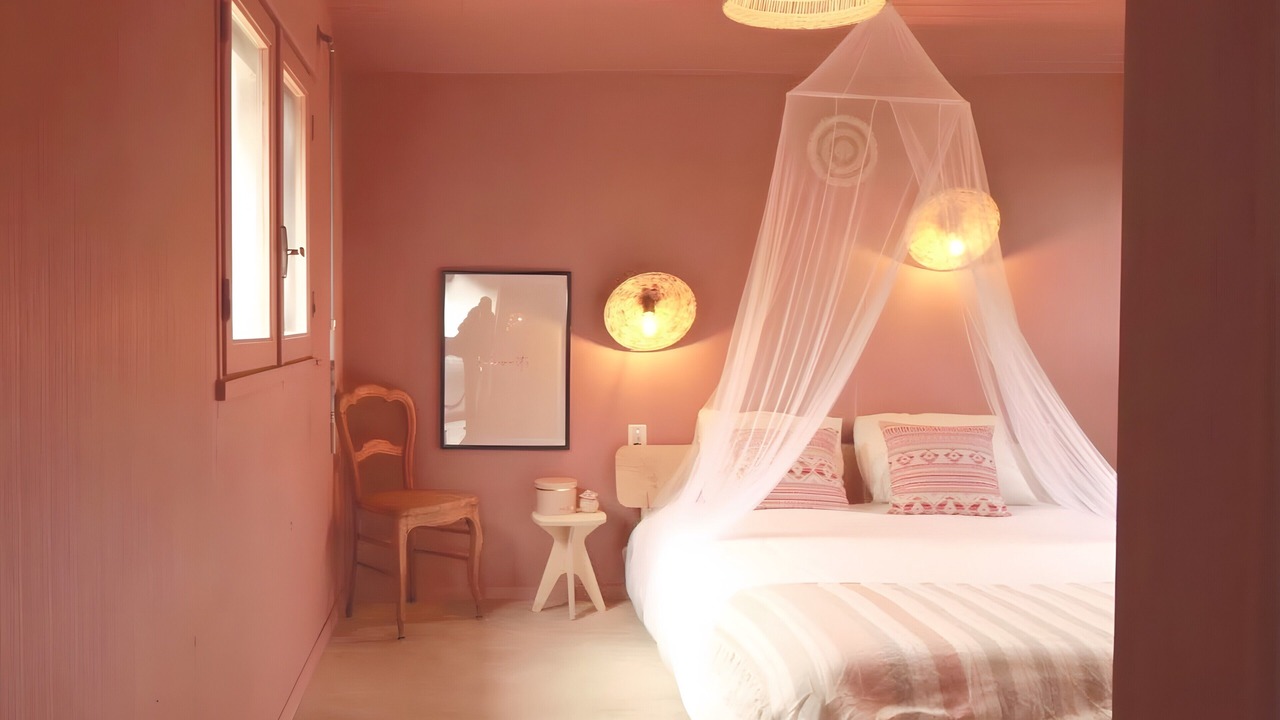 Photo of Bedroom in Tombeboeuf