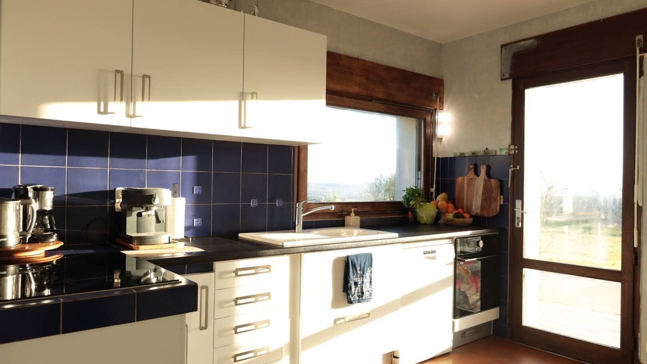 Photo of Kitchen in Tombeboeuf