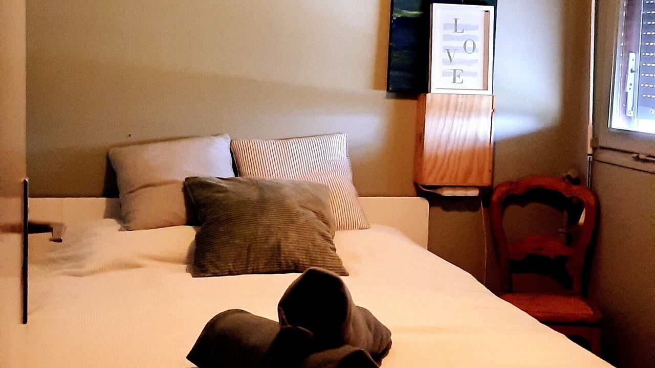 Photo of Bedroom in Tombeboeuf