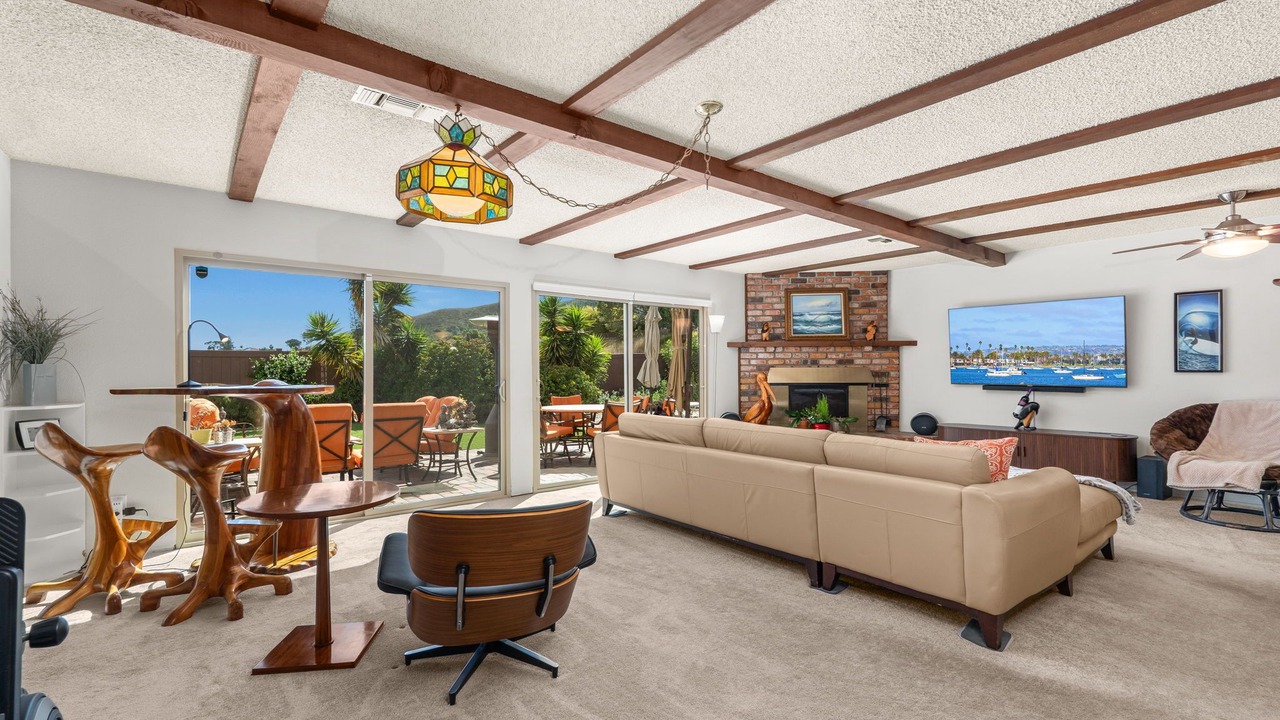 Photo of Bedroom in Rancho Penasquitos