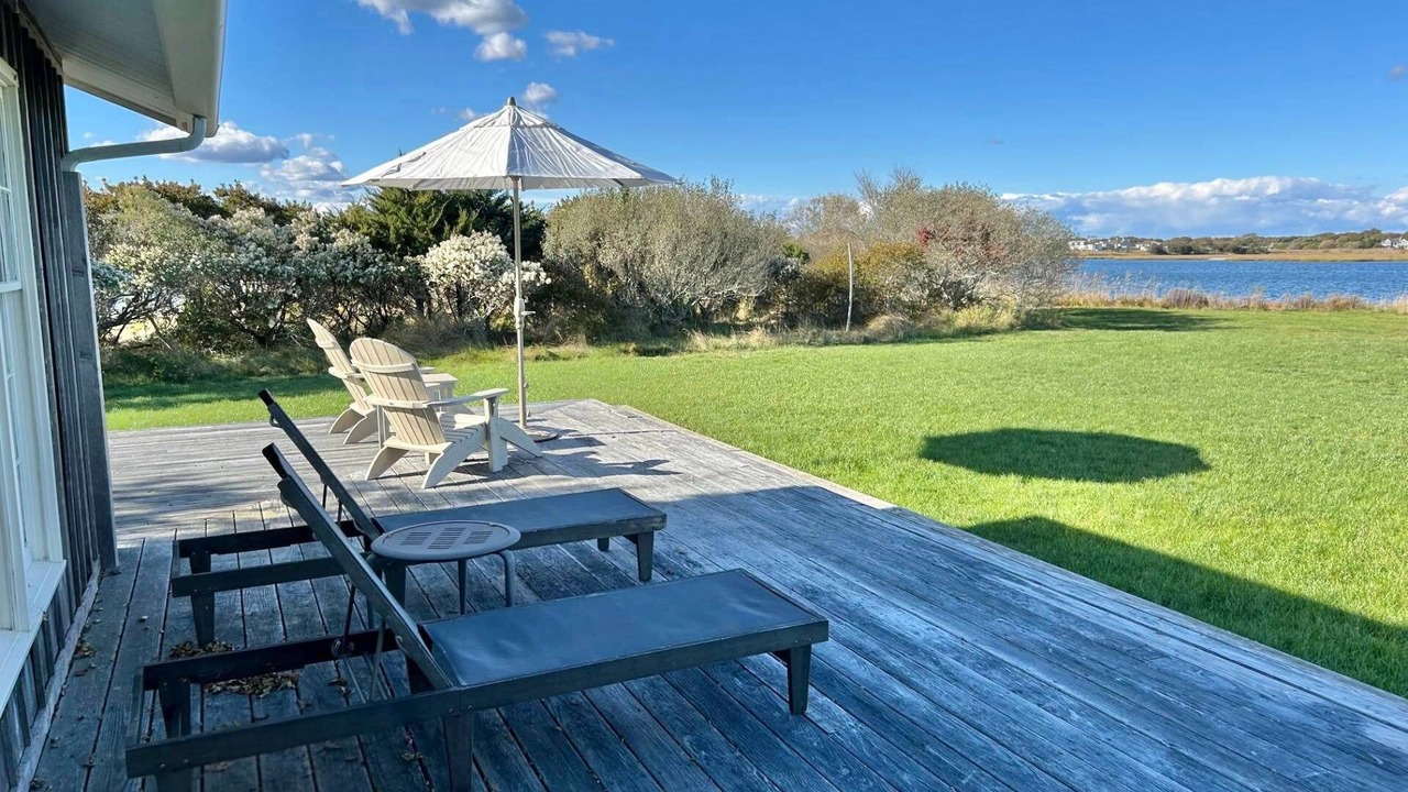Photo of Patio Balcony in Quogue