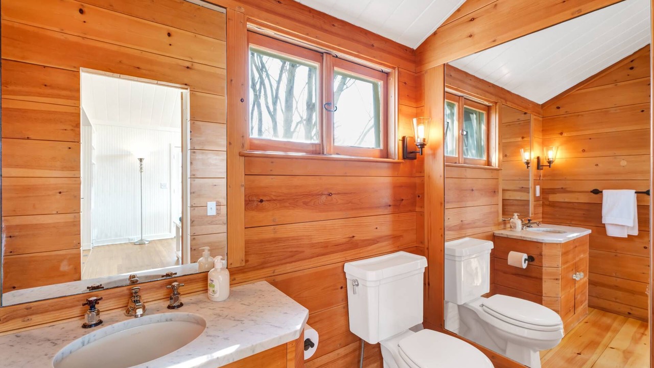 Photo of Bathroom in Quogue