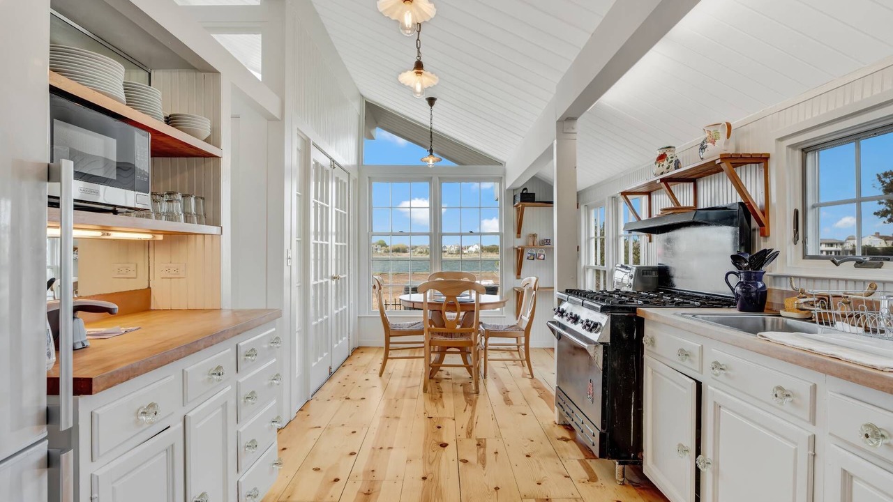 Photo of Kitchen in Quogue