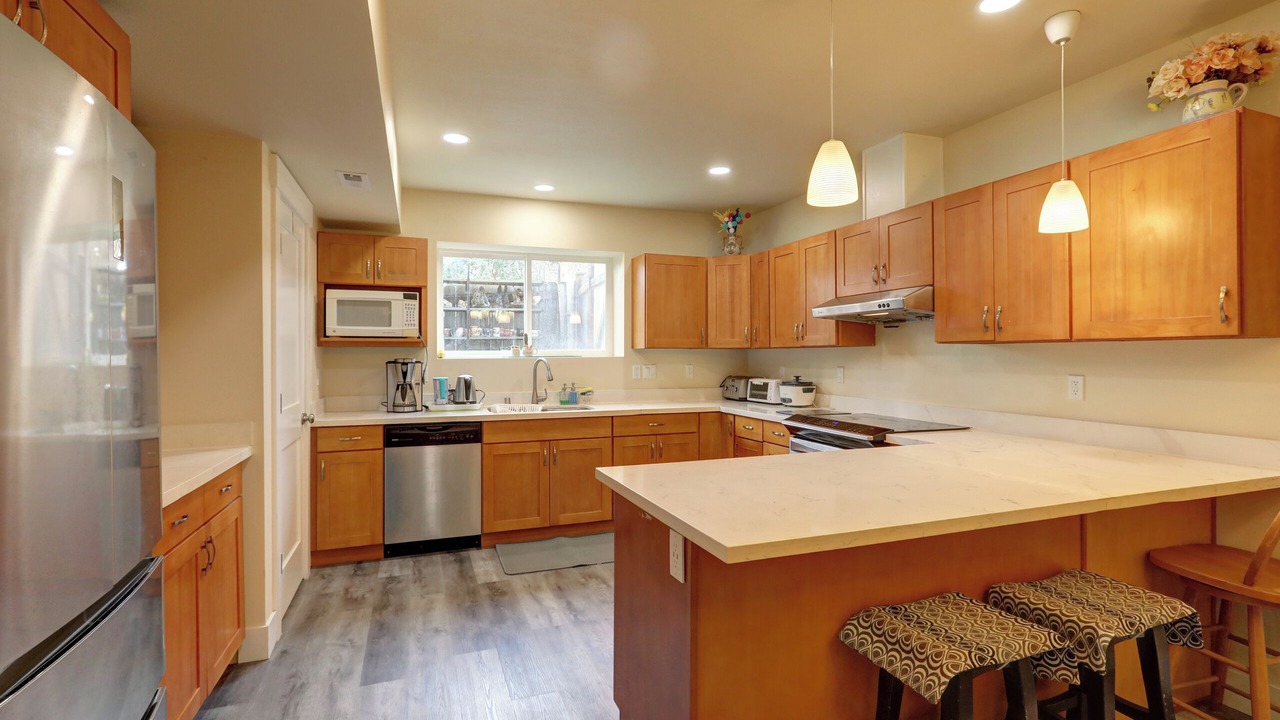 Photo of Kitchen in East Lake Hills