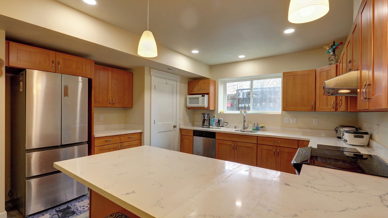Photo of Kitchen in East Lake Hills