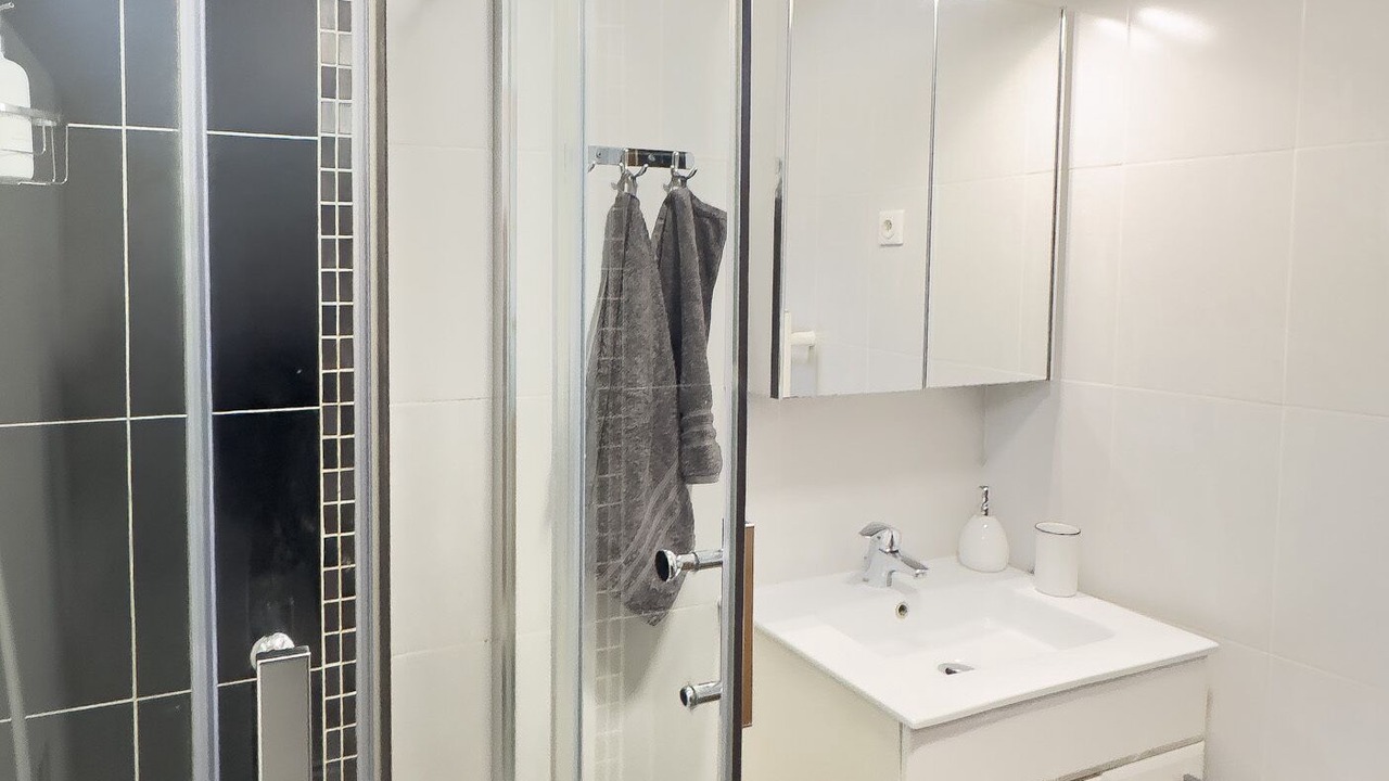 Photo of Bathroom in Le Pre-Saint-Gervais